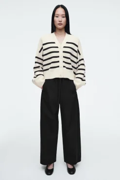 Damen COS Strickmode*STRICKJACKE AUS MERINOWOLLE MIT V-AUSSCHNITT