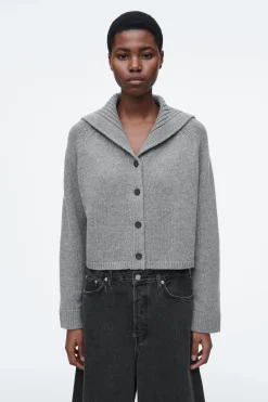 Damen COS Strickmode*STRICKJACKE AUS WOLLE MIT MATROSENKRAGEN