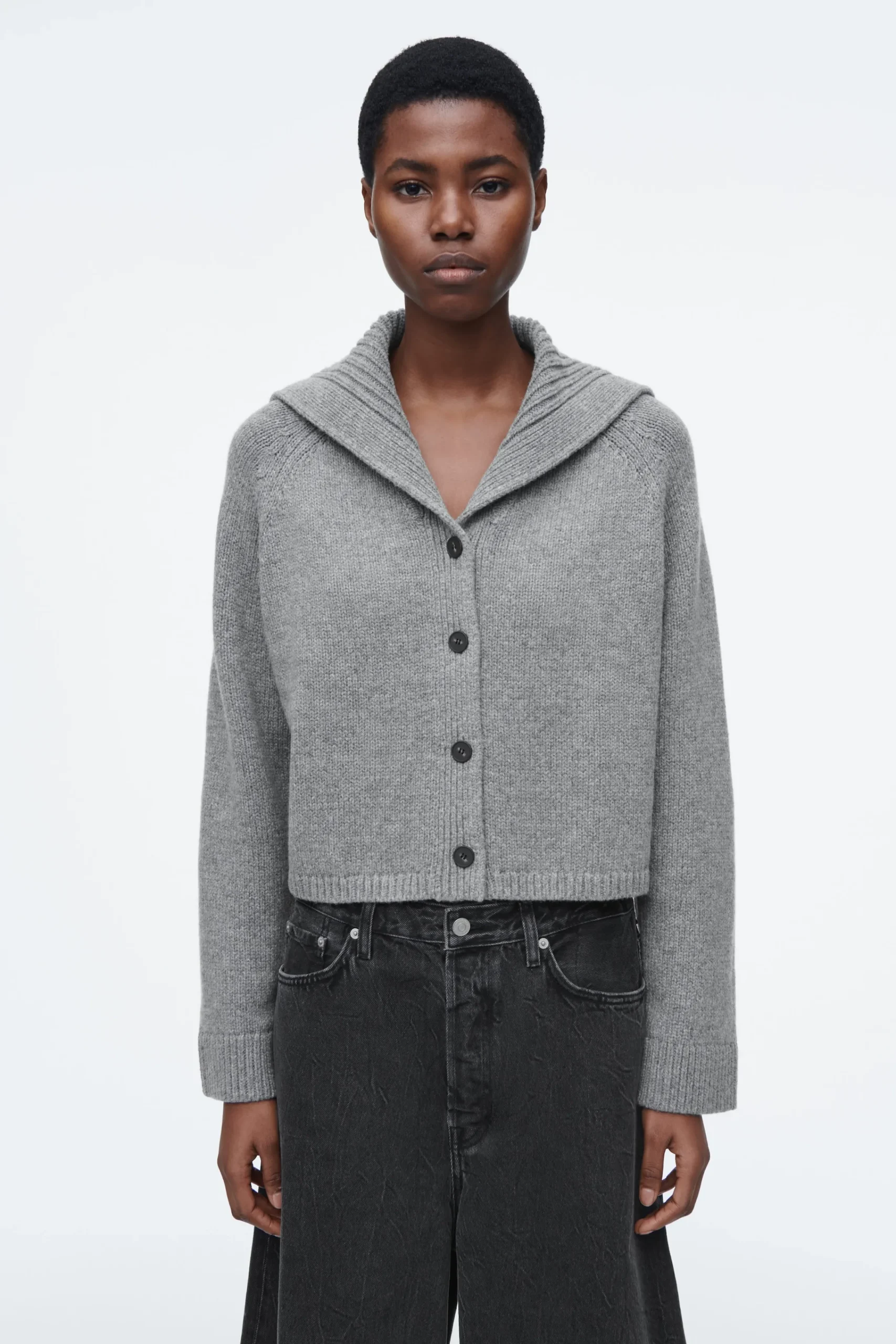 Damen COS Strickmode*STRICKJACKE AUS WOLLE MIT MATROSENKRAGEN