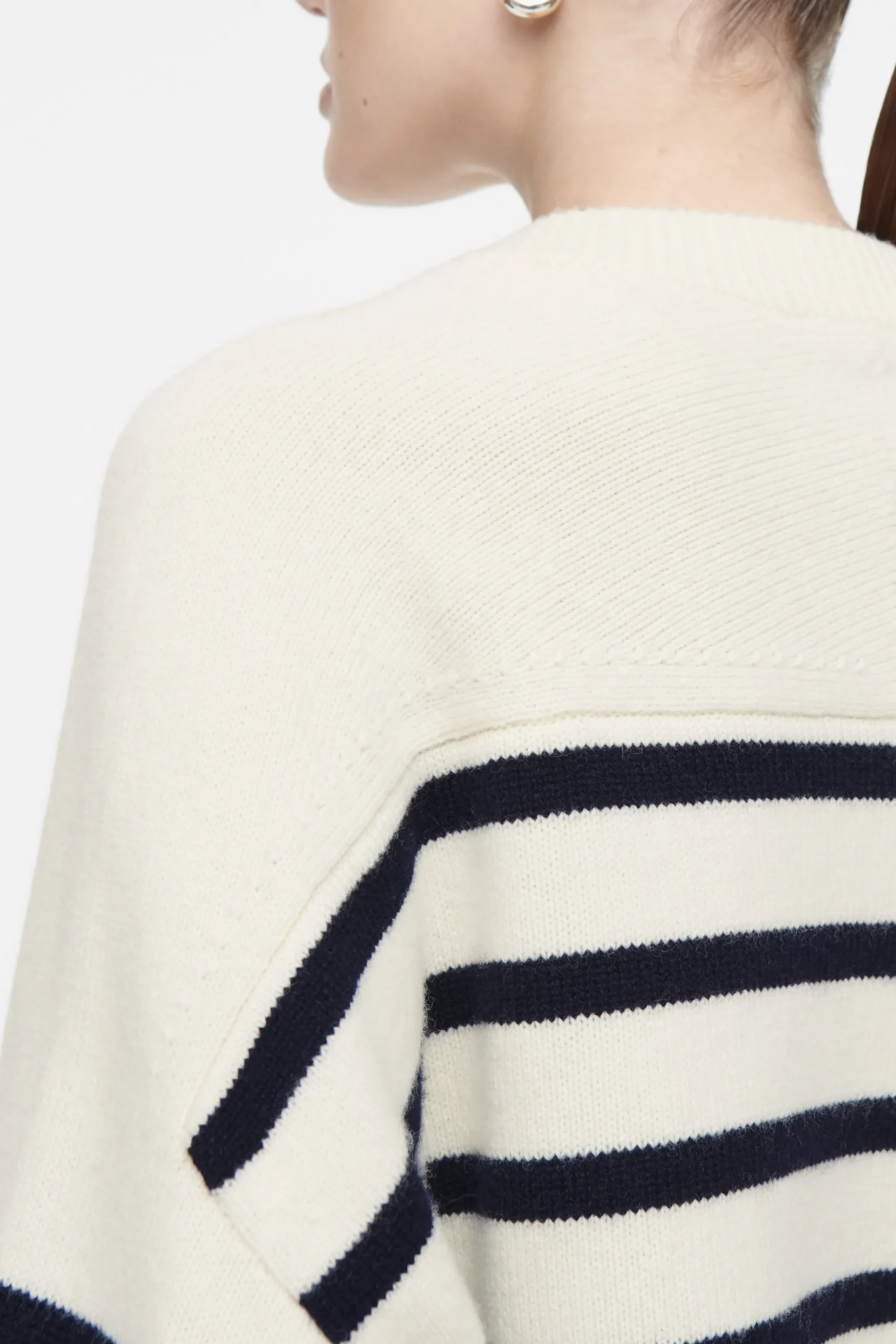 Damen COS Strickmode*STRICKJACKE AUS WOLLE MIT RUNDHALSAUSSCHNITT