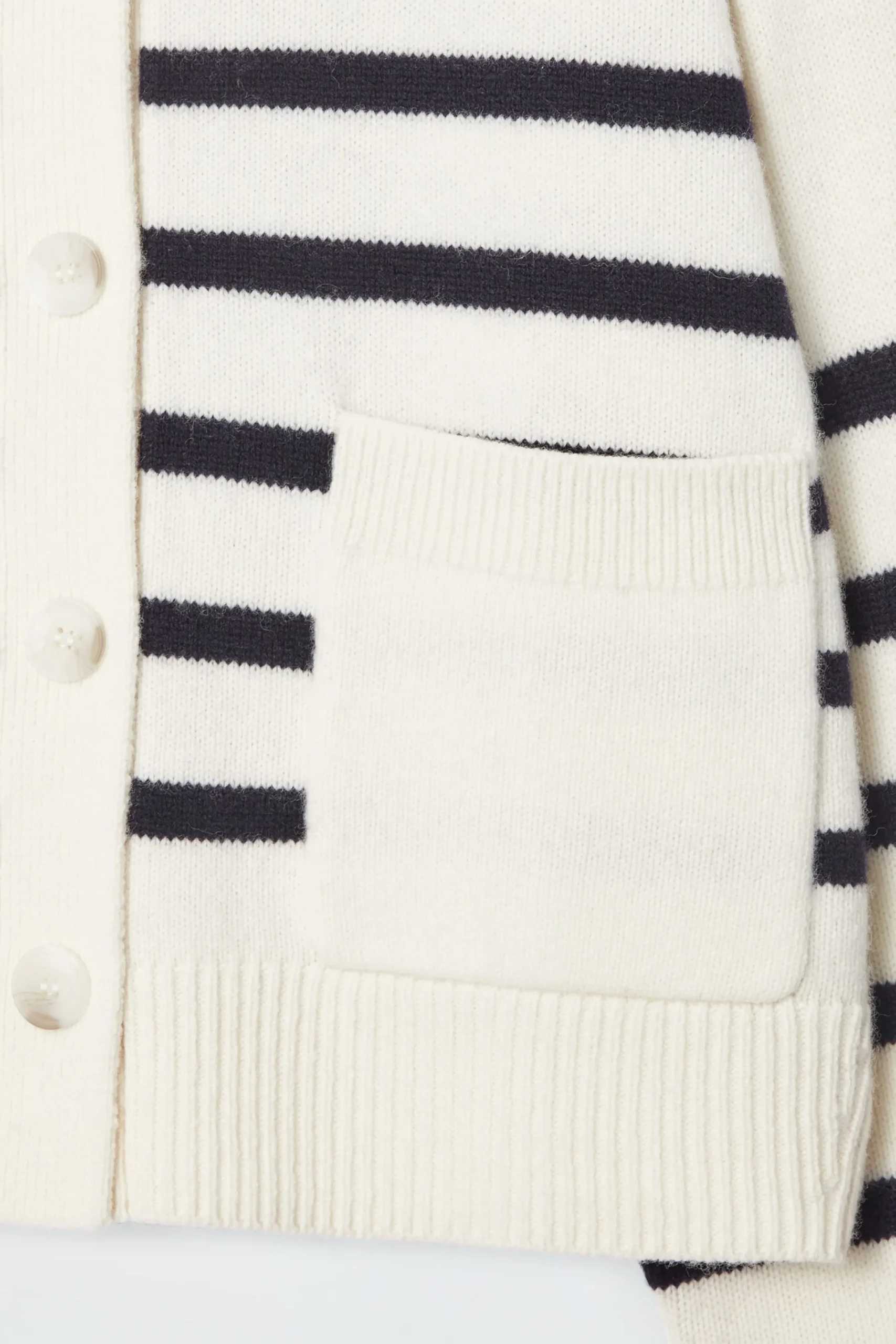 Damen COS Strickmode*STRICKJACKE AUS WOLLE MIT RUNDHALSAUSSCHNITT