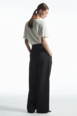 Damen COS T-Shirts | Oberteile*T-SHIRT AUS LEINEN MIT NORMALER PASSFORM
