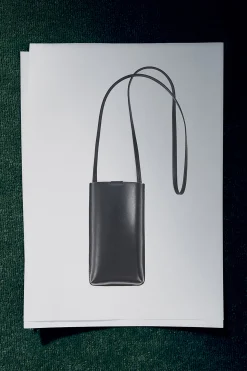 Damen COS Taschen*UMHÄNGETASCHE FÜR HANDYS AUS LEDER