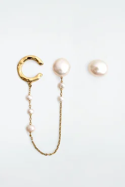 Damen COS Schmuck*UNGLEICHE OHRRINGE MIT SÜSSWASSERPERLEN