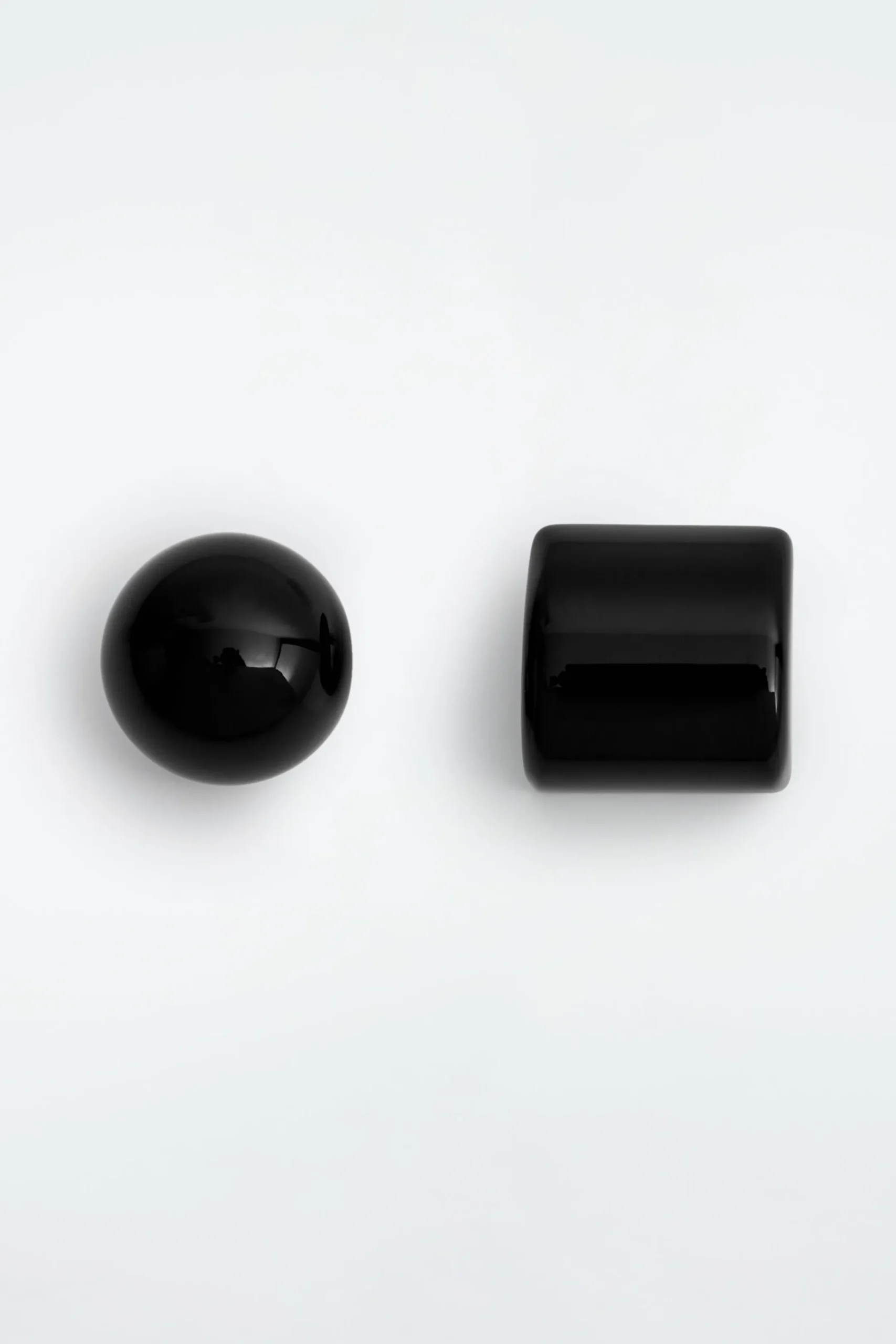 Damen COS Schmuck*UNGLEICHE OHRSTECKER