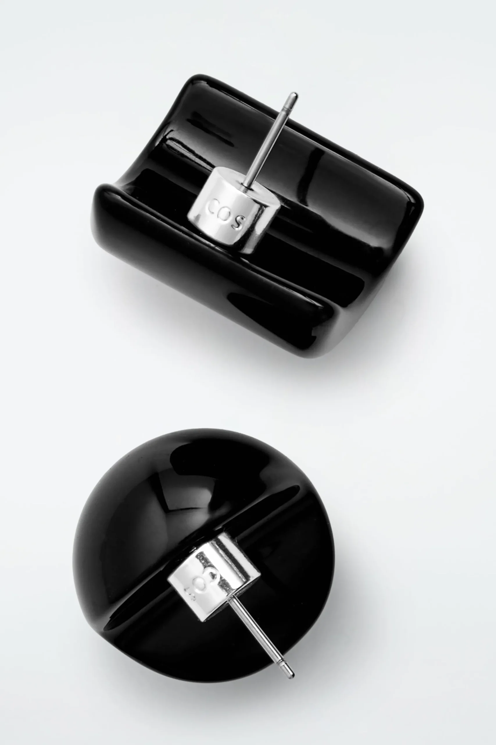 Damen COS Schmuck*UNGLEICHE OHRSTECKER