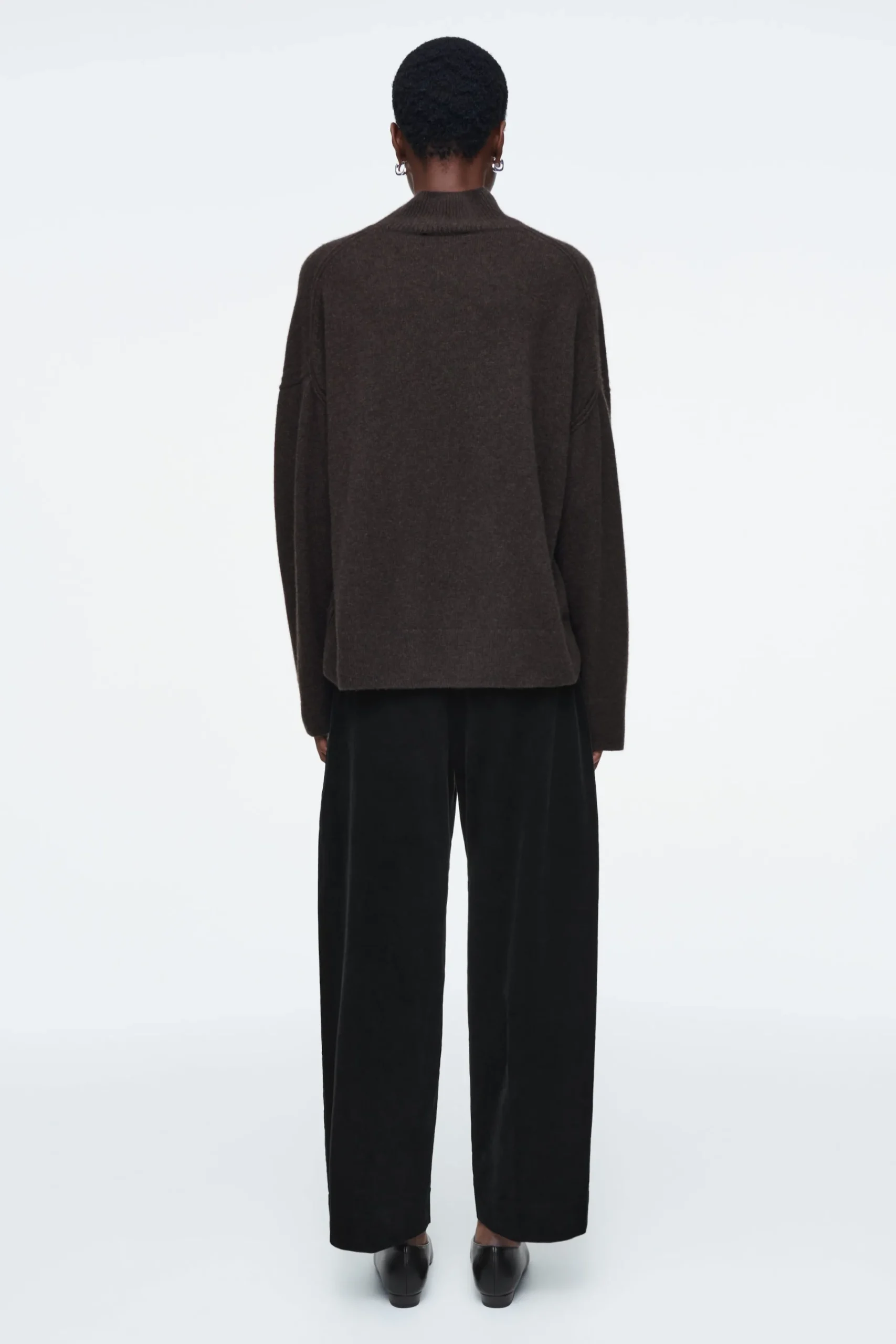 Damen COS Hosen*VERKÜRZTE CORDHOSE
