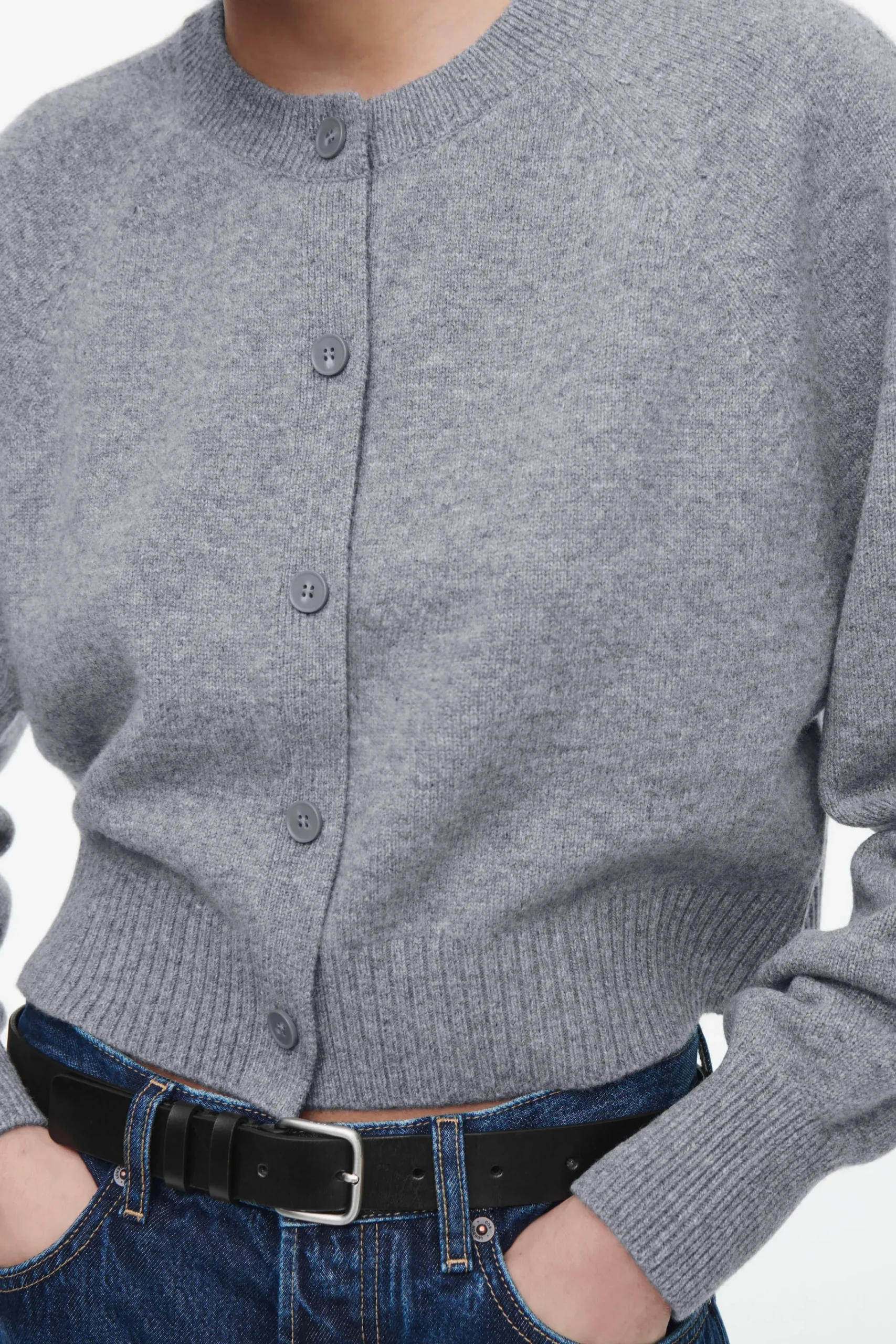 Damen COS Strickmode*VERKÜRZTE STRICKJACKE AUS WOLLE