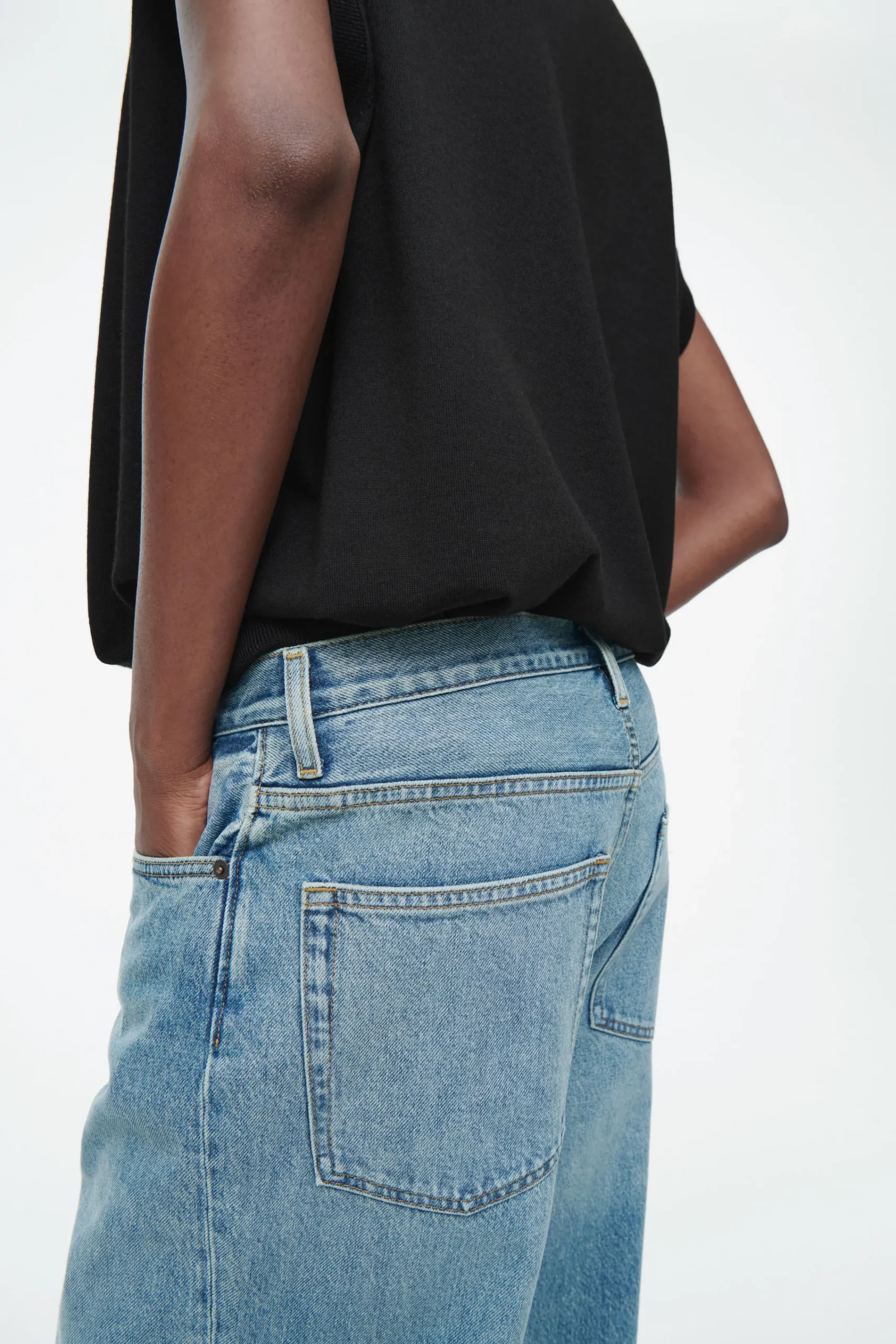 Damen COS Jeans | Hosen*VOLUME JEANS MIT WEITEM BEIN