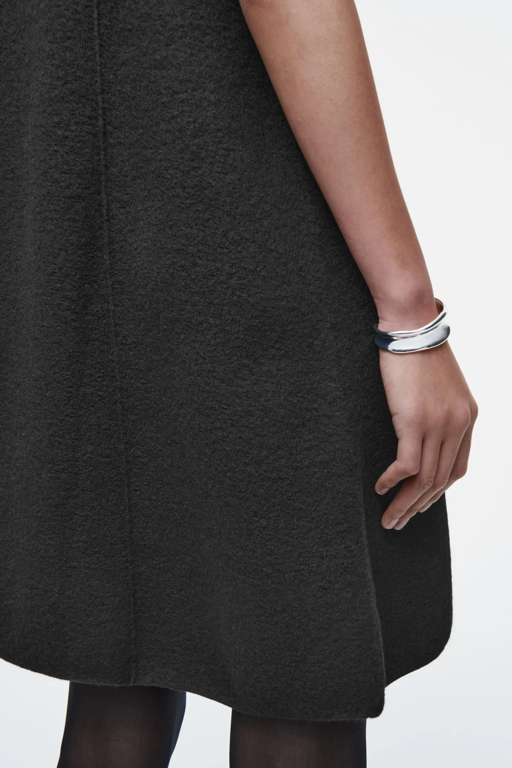 Damen COS Kleider*WOLL-ETUIKLEID AUS MEHREREN BAHNEN