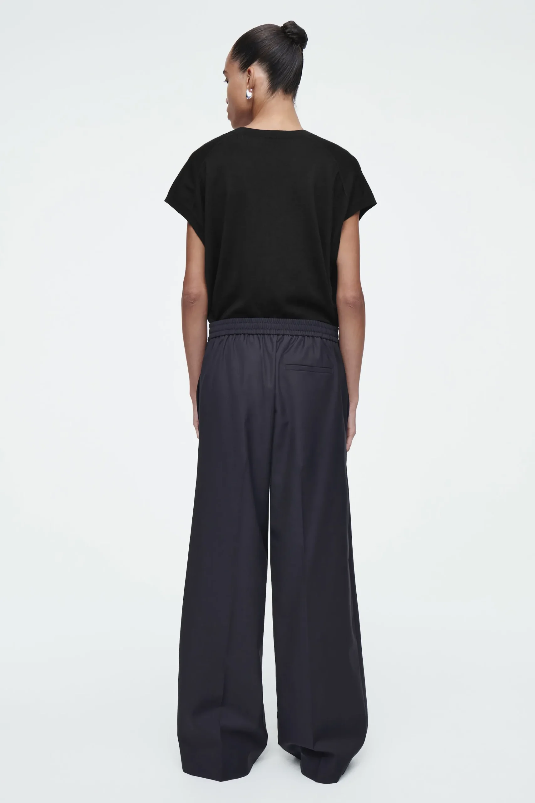 Damen COS Hosen*WOLLHOSE MIT GERADEM BEIN UND ELASTISCHEM BUND